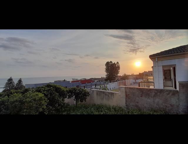 1,487M² VACANT LAND FOR SALE IN SEAVIEW